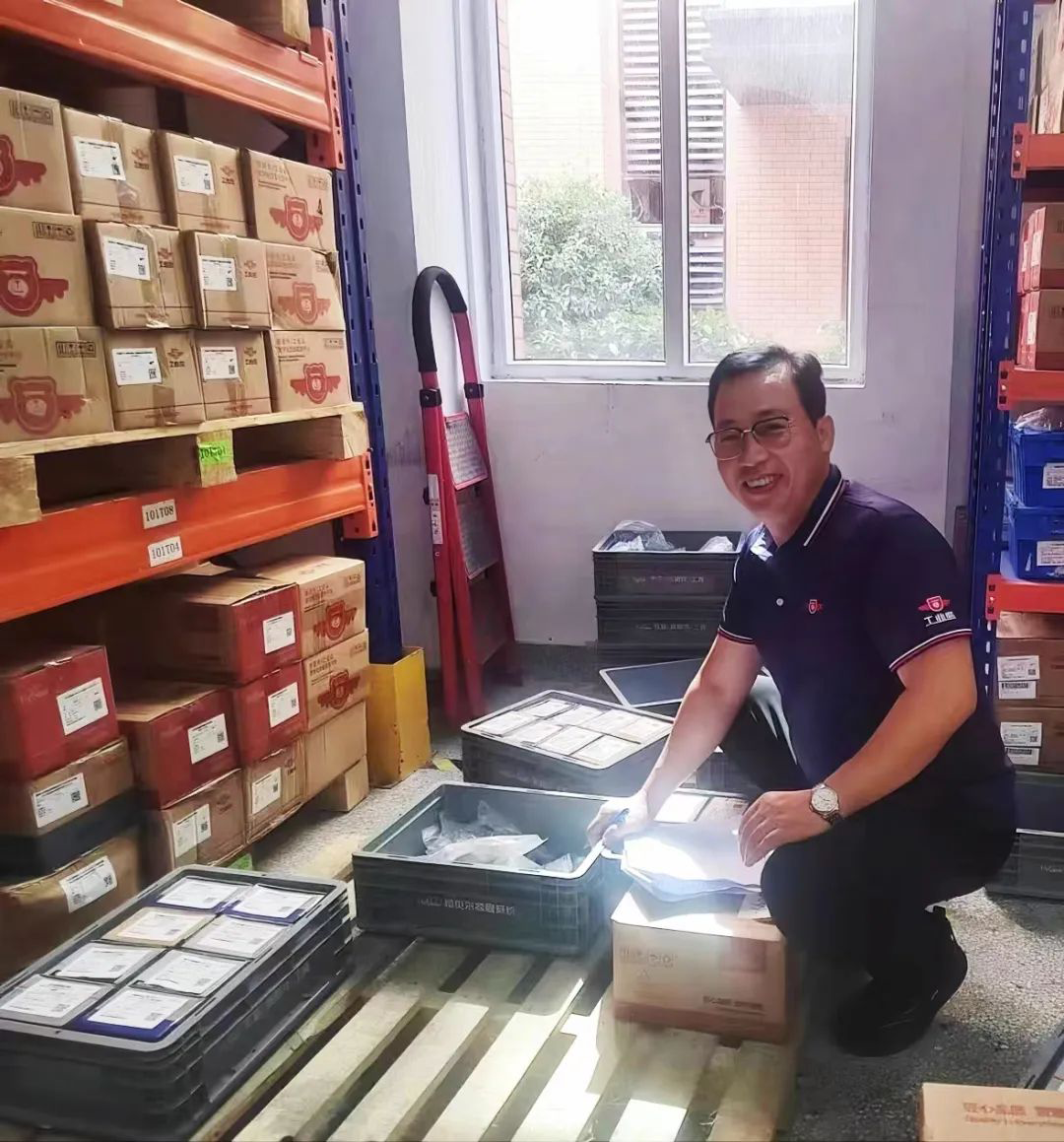 1_07524244625835429.png 33.png